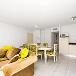 Apartment Splendide En Centre-ville Avec Parking Et Climatisation