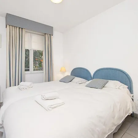 Splendide En Centre-ville Avec Parking Et Climatisation Apartment *