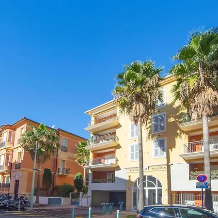 Splendide En Centre-ville Avec Parking Et Climatisation מנטון