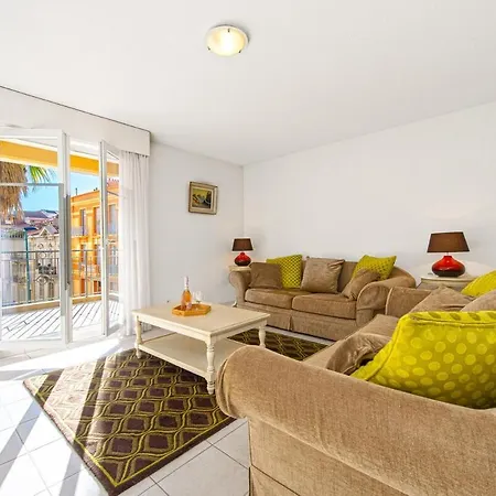 Splendide En Centre-ville Avec Parking Et Climatisation Appartamento *