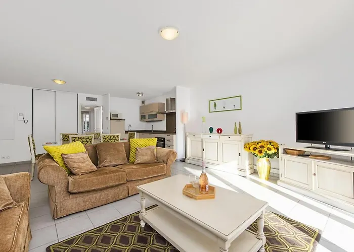 Apartman Splendide En Centre-ville Avec Parking Et Climatisation