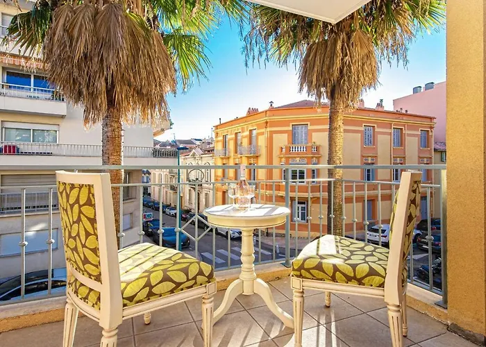 Apartman Splendide En Centre-ville Avec Parking Et Climatisation Menton